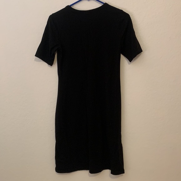 Elbow Length Black Dress - Picture 2 of 3